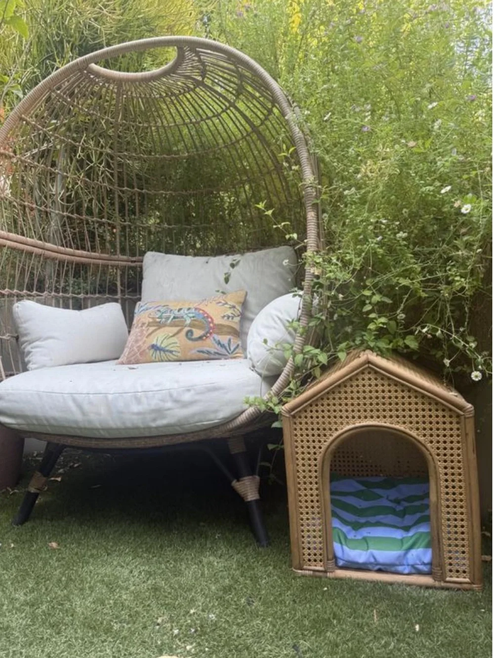 Anthropologie Rattan Dog House‎ Bed in Natural Tan